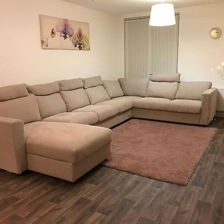 Great House + Air Conditioning + Free Car Parking Μάντσεστερ Εξωτερικό φωτογραφία