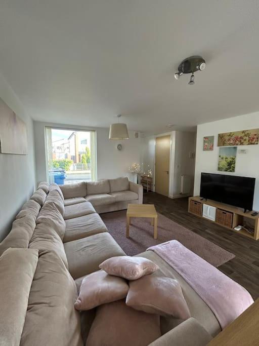 Great House + Air Conditioning + Free Car Parking Μάντσεστερ Εξωτερικό φωτογραφία